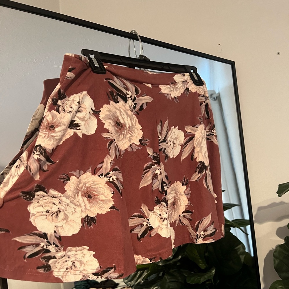 Floral Charlotte Russe skirt